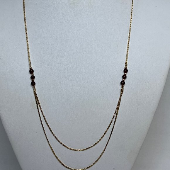 Avon Jewelry - Avon Gold Tone And Red Beaded Necklace (4318)